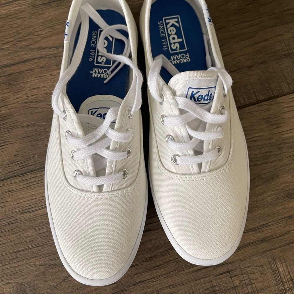 White Keds